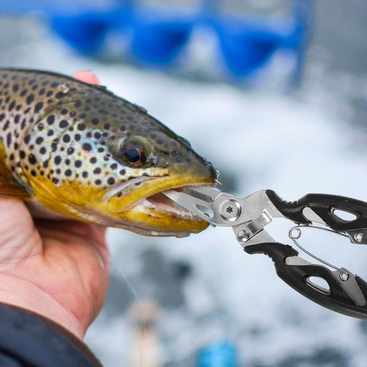 كماشة صيد متعددة الوظائف من ال - مراجعة Fishing Hook Sharpener وسعره